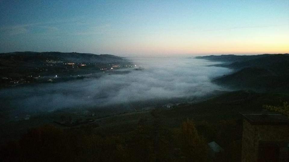 Bella Vista Apartman Tossignano Kültér fotó