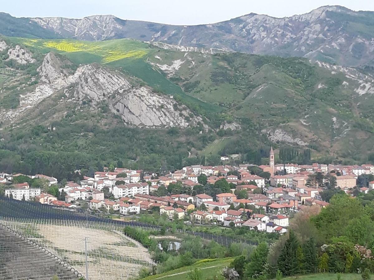 Bella Vista Apartman Tossignano Kültér fotó